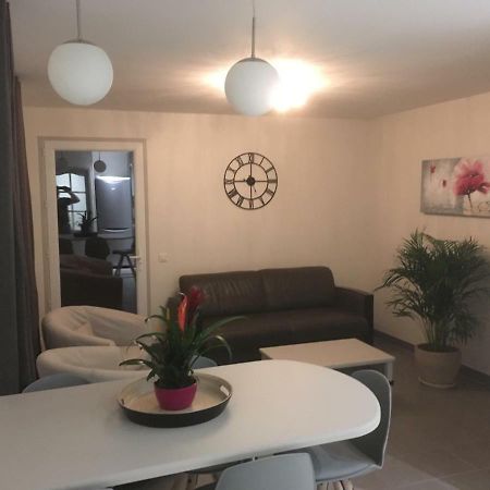 Au Tilleul Daire Mezieres-sur-Seine Dış mekan fotoğraf