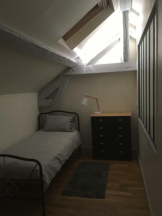Au Tilleul Daire Mezieres-sur-Seine Dış mekan fotoğraf