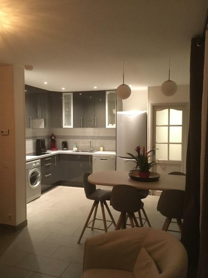Au Tilleul Daire Mezieres-sur-Seine Dış mekan fotoğraf